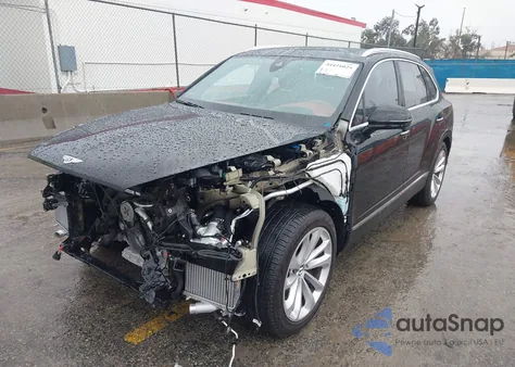 2024 Bentley Bentayga Hybrid A/Azure/S z USA, uszkodzony, nr VIN SJAA72ZV2RC024999